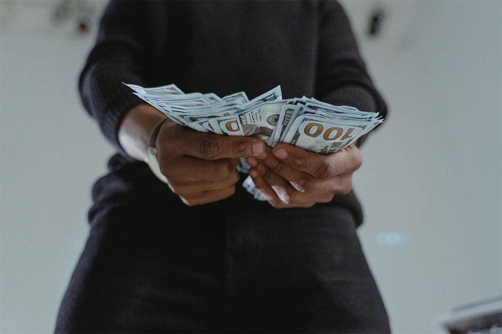 14 Creative Ways To Make Money Without Working For Someone Else